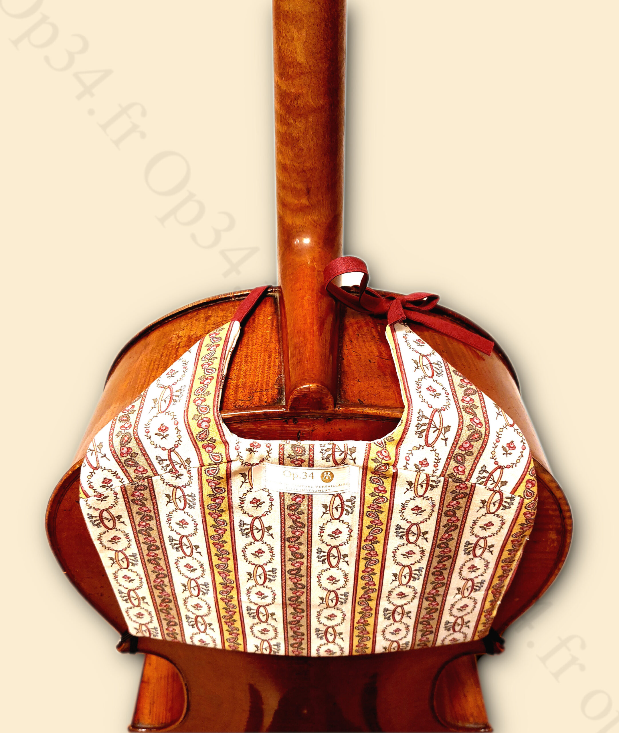 Bavoir à Violoncelle "Arabesque" – Image 4